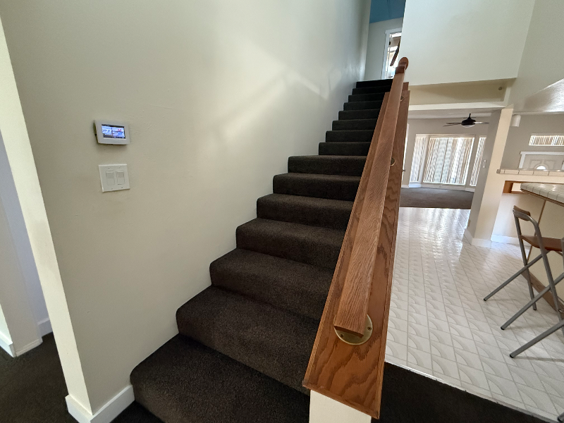 280 S Craig Ave - Photo 4 of 12