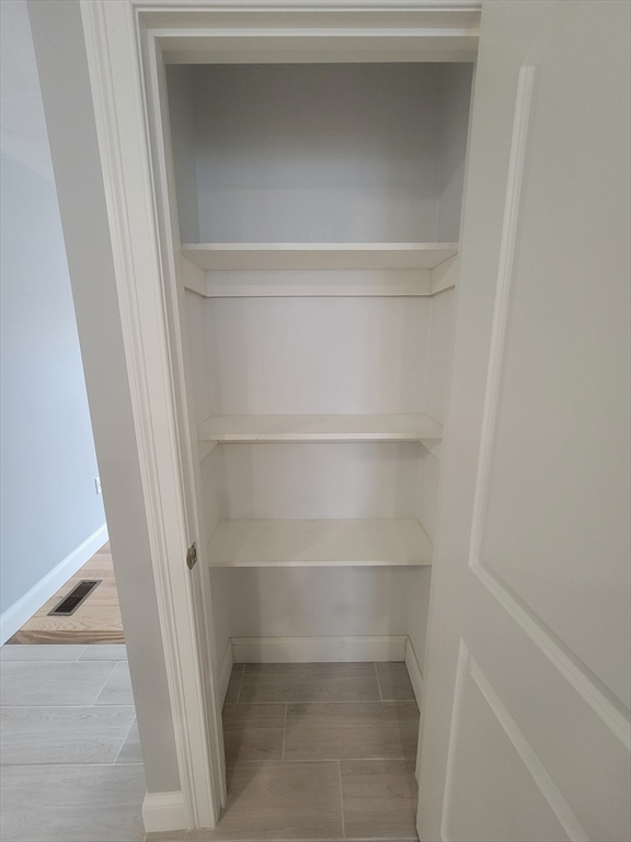 55 Arlington St #7 - Photo 4 of 19