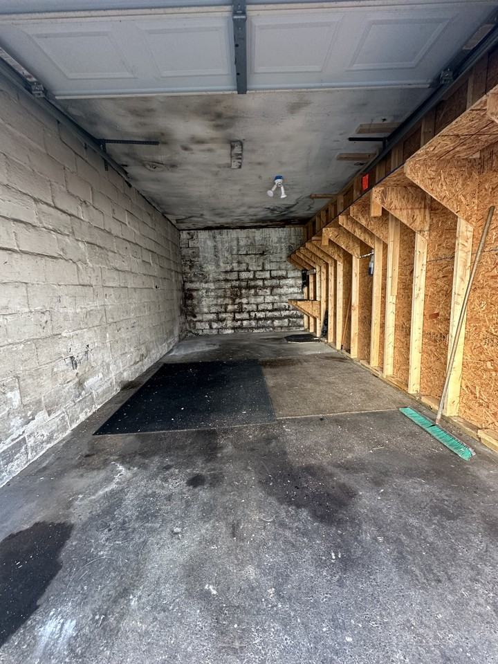 240 Phillips Avenue - Photo 3 of 5