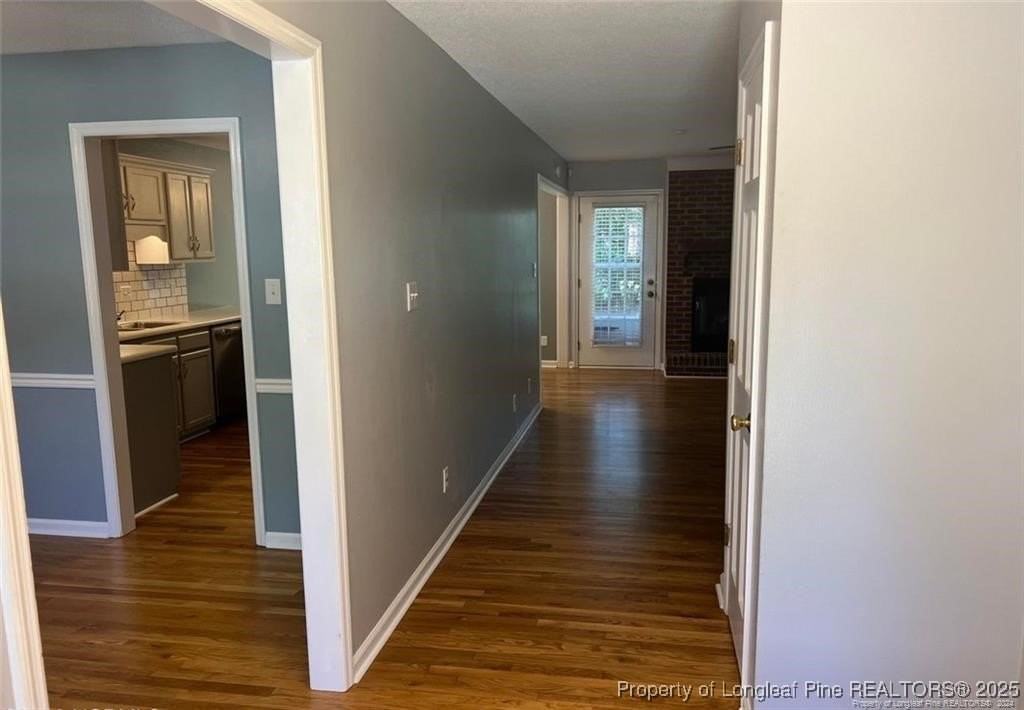 7085 Tollhouse Dr - Photo 4 of 19