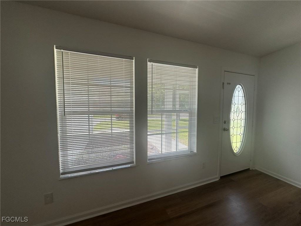 121 Ne 11th Pl - Photo 4 of 29