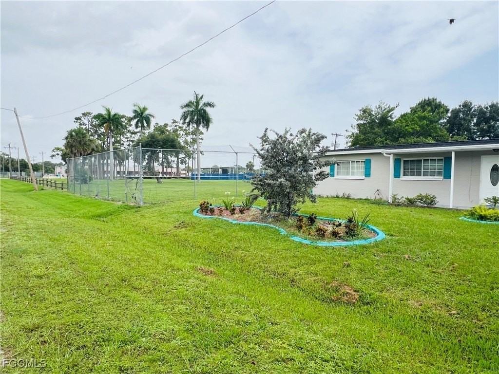 804 March Street - Photo 2 of 14