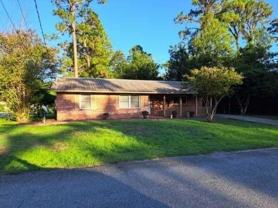 664 Mitscher Dr - Photo 1 of 1