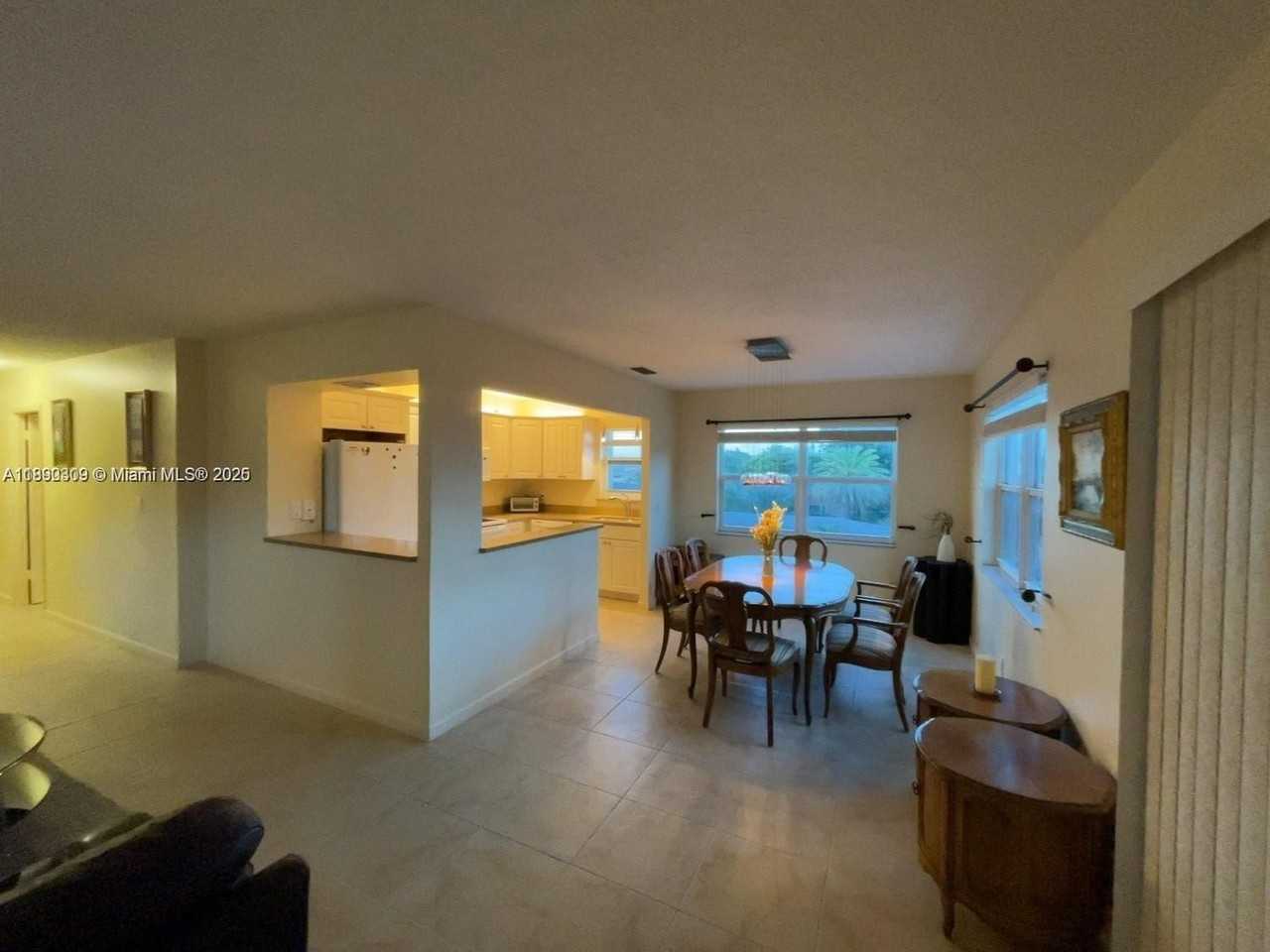 1701 Buchanan St #301 - Photo 2 of 9