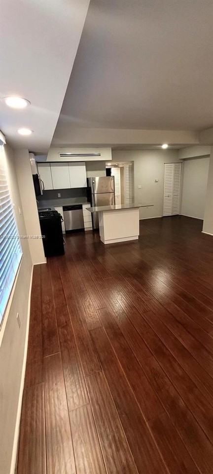 7333 Dickens Ave #1 - Photo 3 of 12