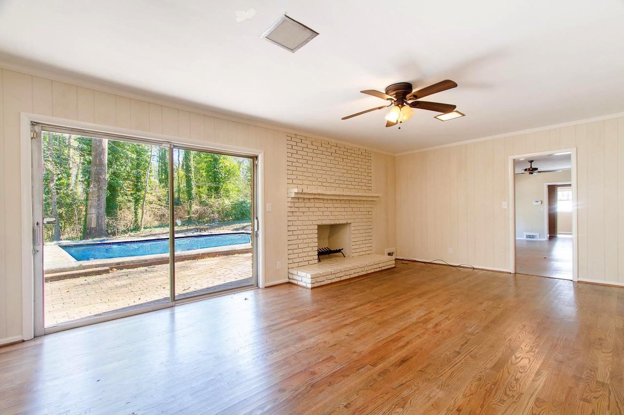 3125 Wood Valley Rd NW - Photo 3 of 23