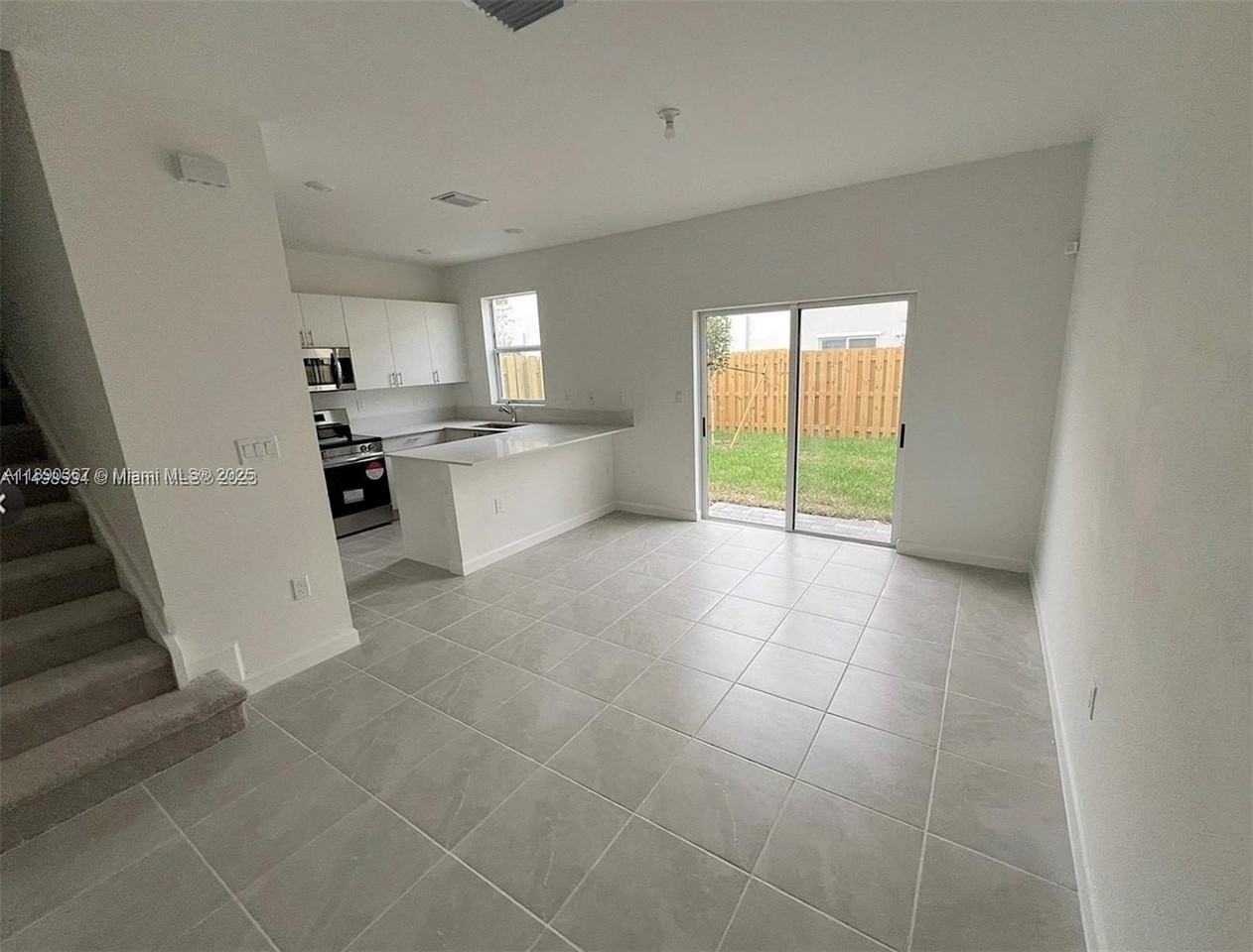 16243 Sw 292nd St #16243 - Photo 2 of 13