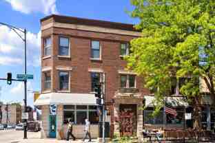 4002 N Southport Ave #2 - Photo 1 of 1