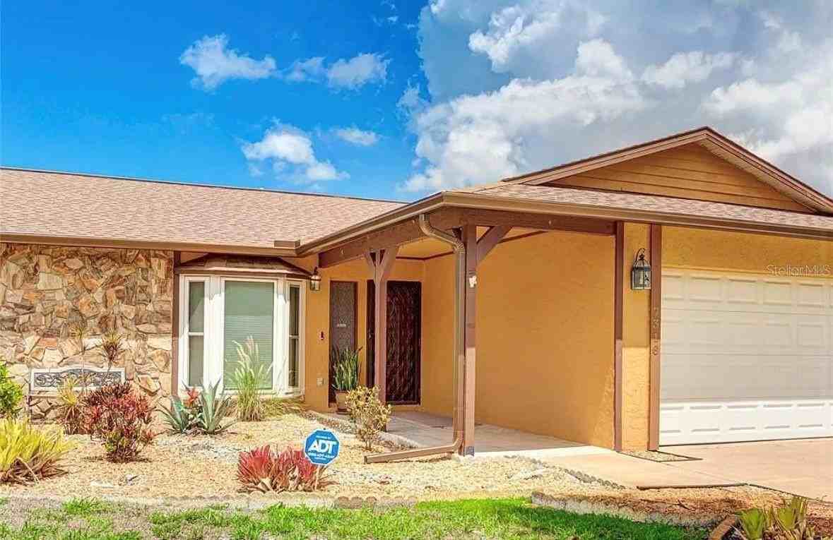 7316 Caladesia Dr - Photo 3 of 39