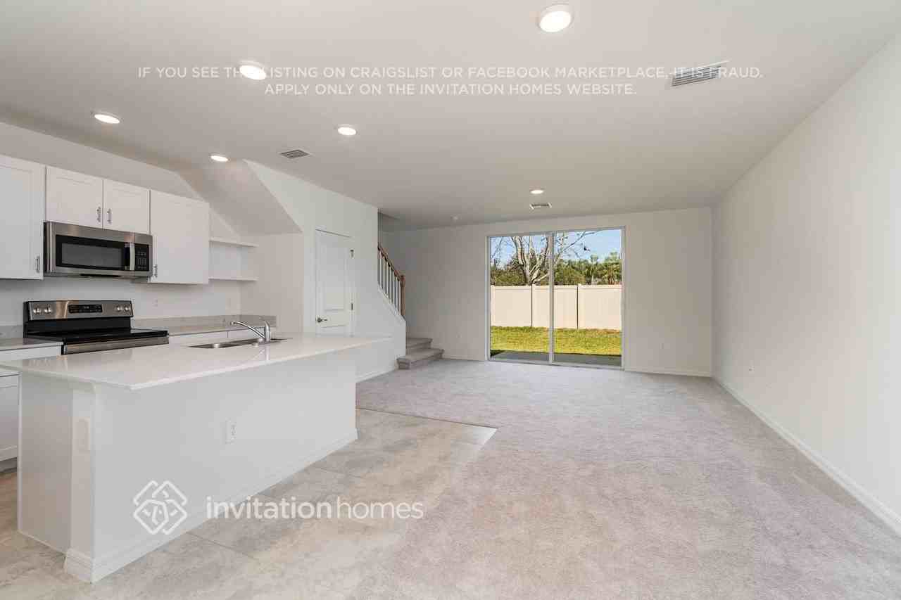 10380 Bradmore Rd #110 - Photo 4 of 27