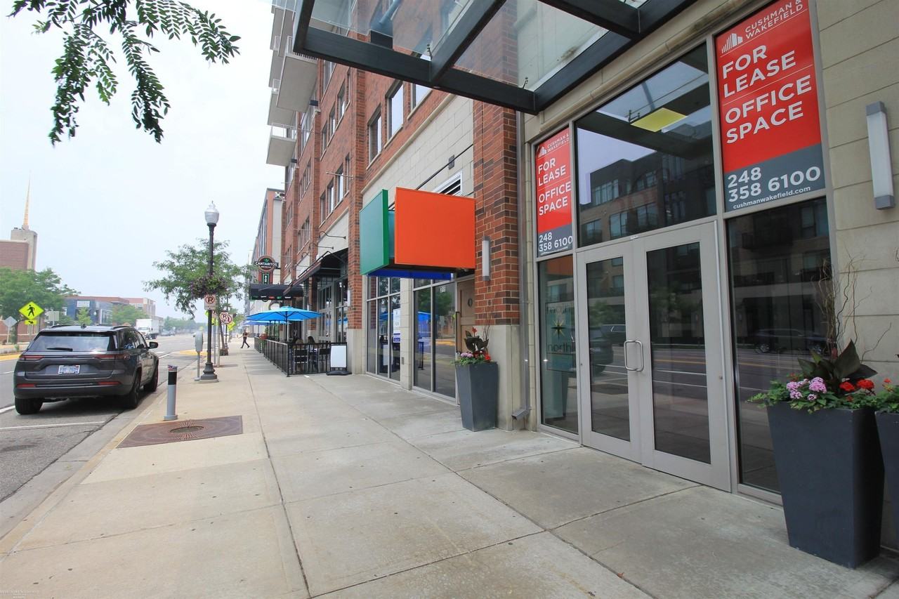 350 N Main St #802 - Photo 2 of 32