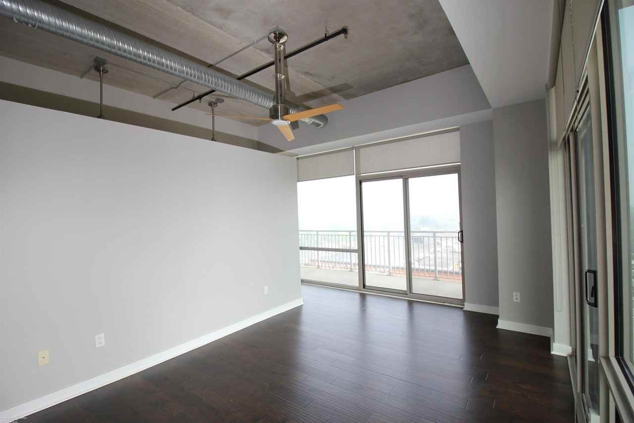 350 N Main St #802 - Photo 3 of 32