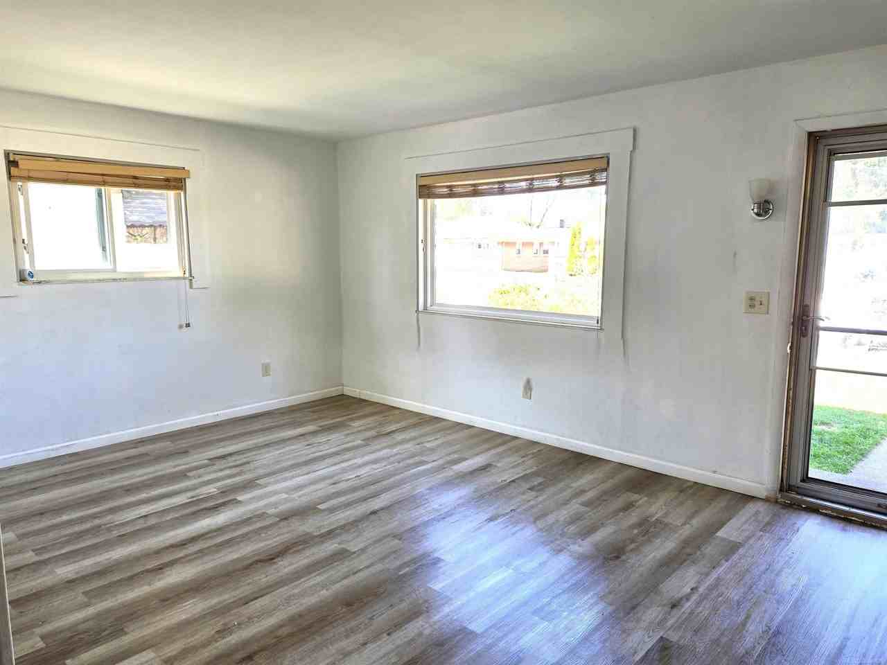 1186 E Harwood Ave - Photo 4 of 13