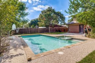 637 Cambridge Dr - Photo 1 of 1