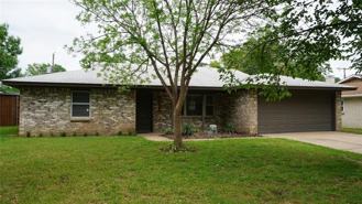 1404 Harrison Ln - Photo 1 of 1