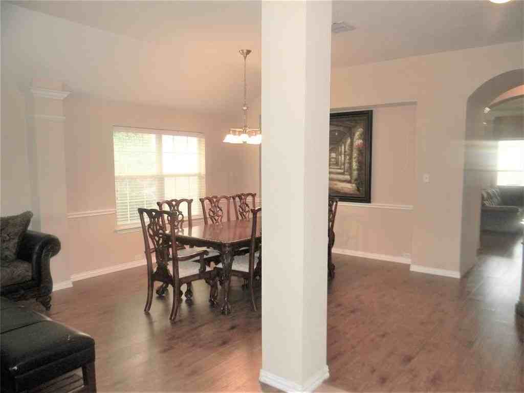 1716 Kittyhawk Dr - Photo 6 of 29