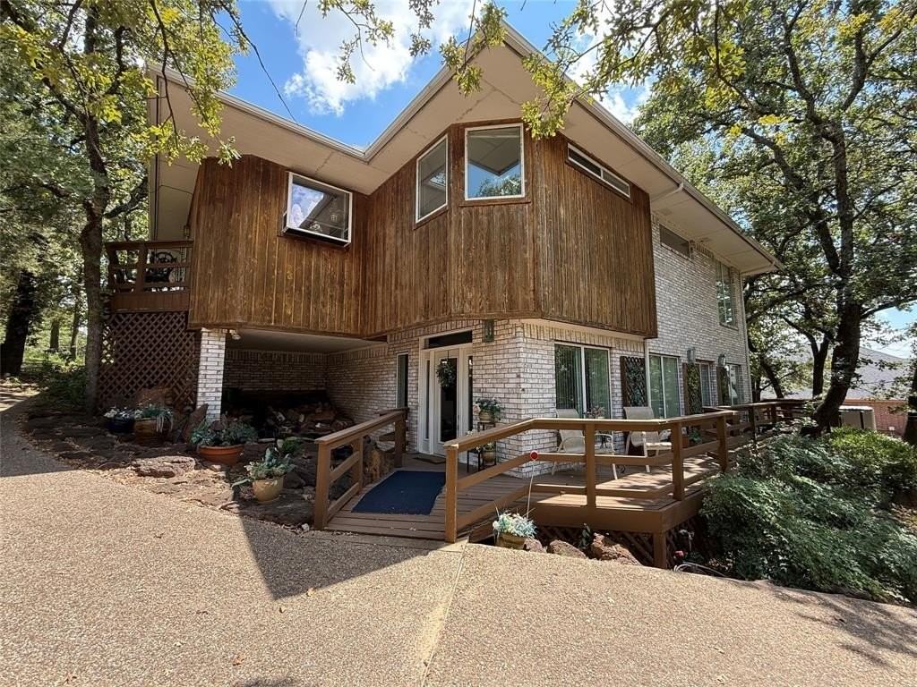 104 Pawnee Trl - Photo 2 of 30