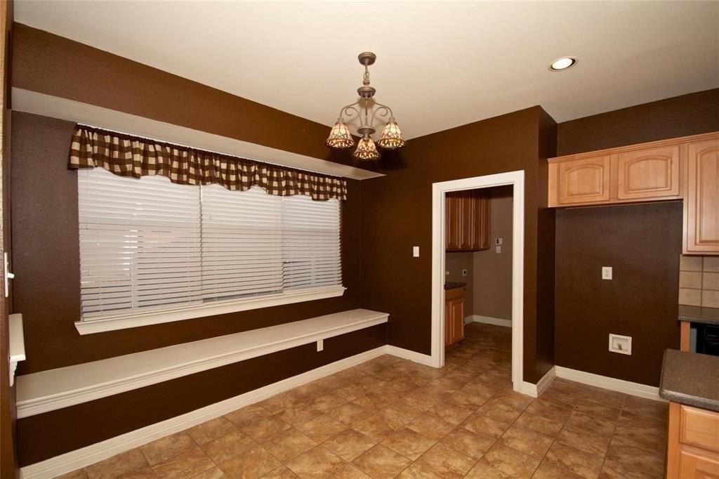 1736 Kittyhawk Dr - Photo 6 of 23