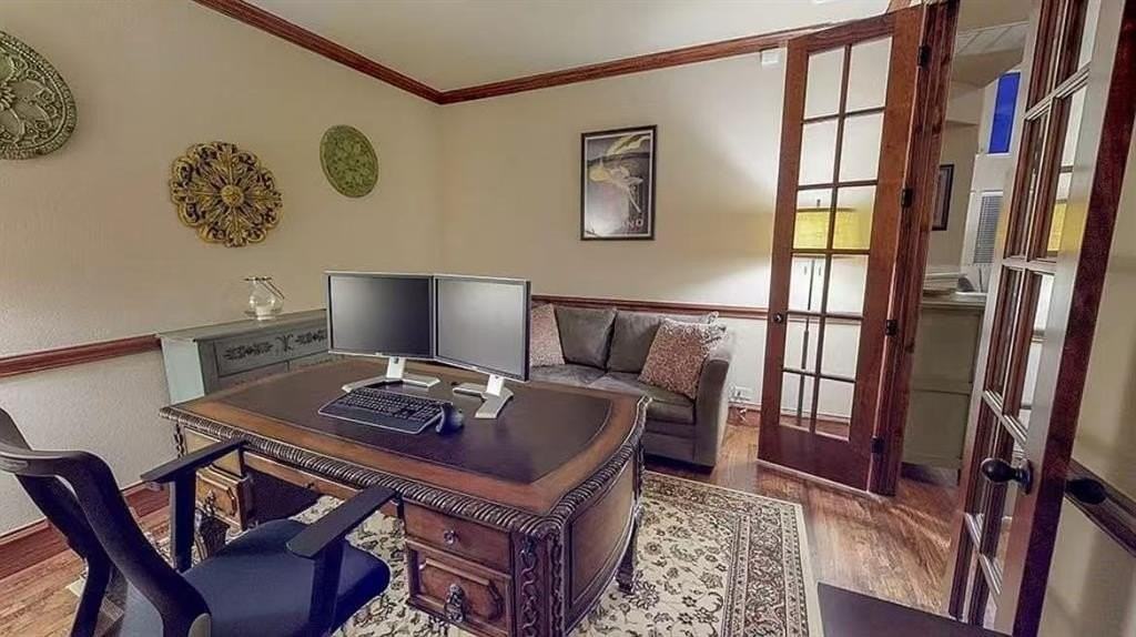 1700 Cardinal Dr - Photo 7 of 26