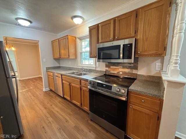 3916 Wood Gate Ln - Photo 7 of 28