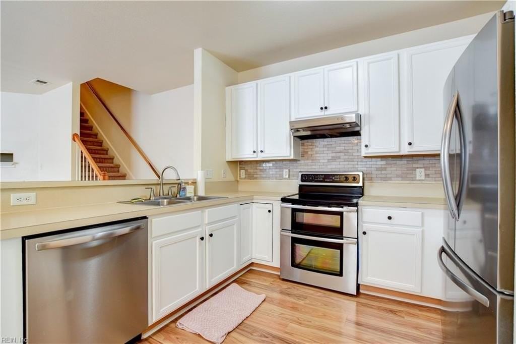 320 Garcia Dr - Photo 7 of 14