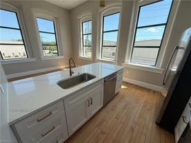 332 34th St #212 - Photo 1 of 1