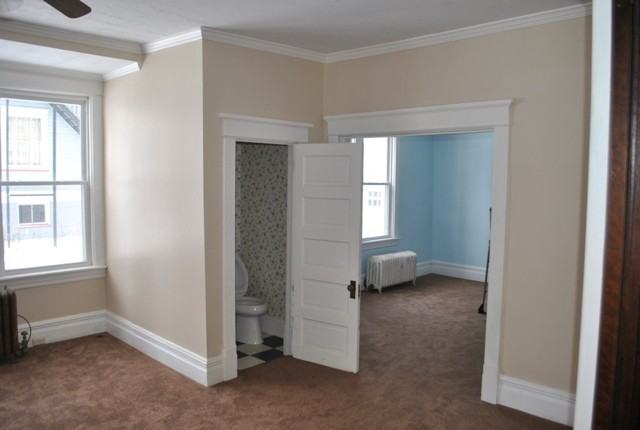 338 Tioga St - Photo 2 of 18