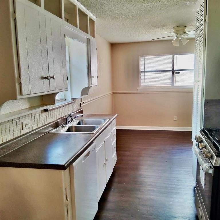 913 Irwin Dr - Photo 5 of 8