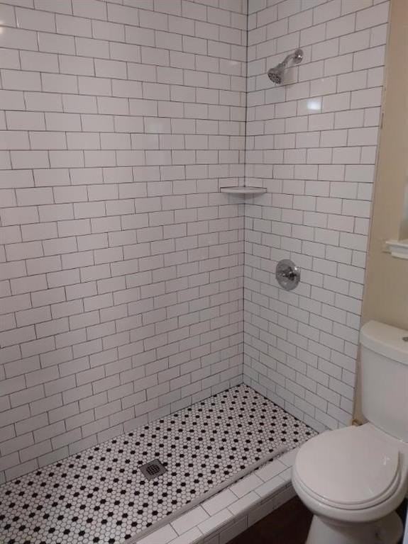 913 Irwin Dr - Photo 6 of 8