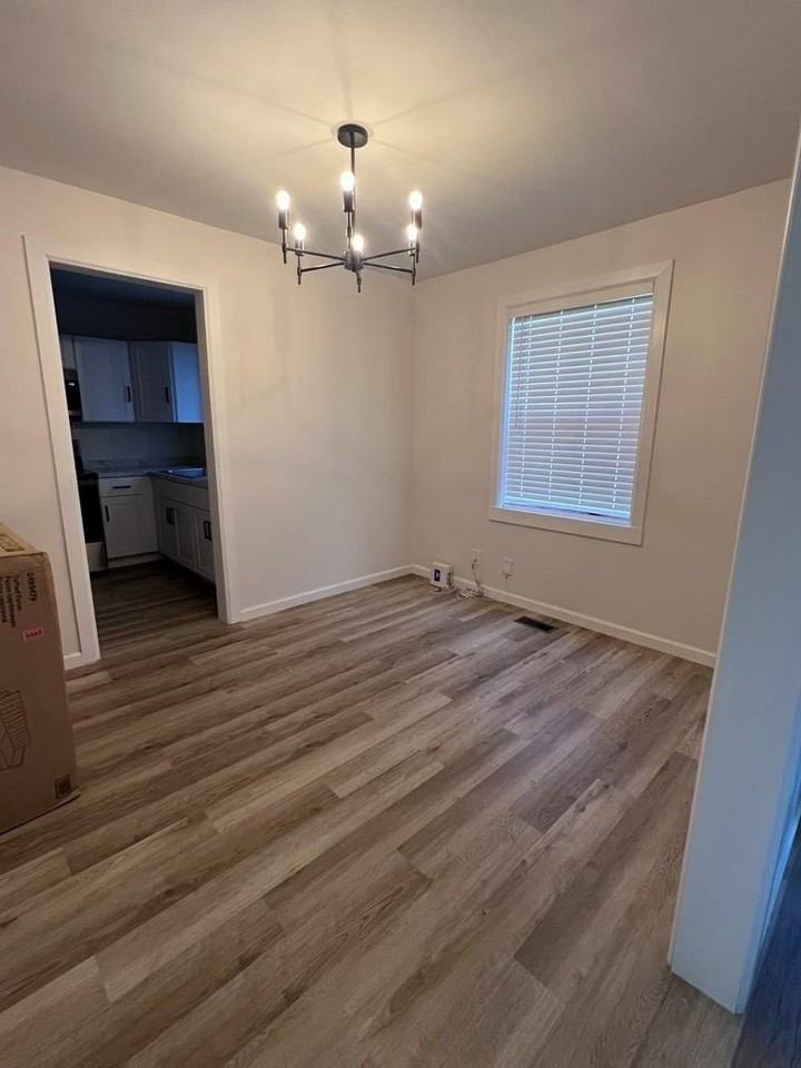 611 W Adair St - Photo 7 of 15