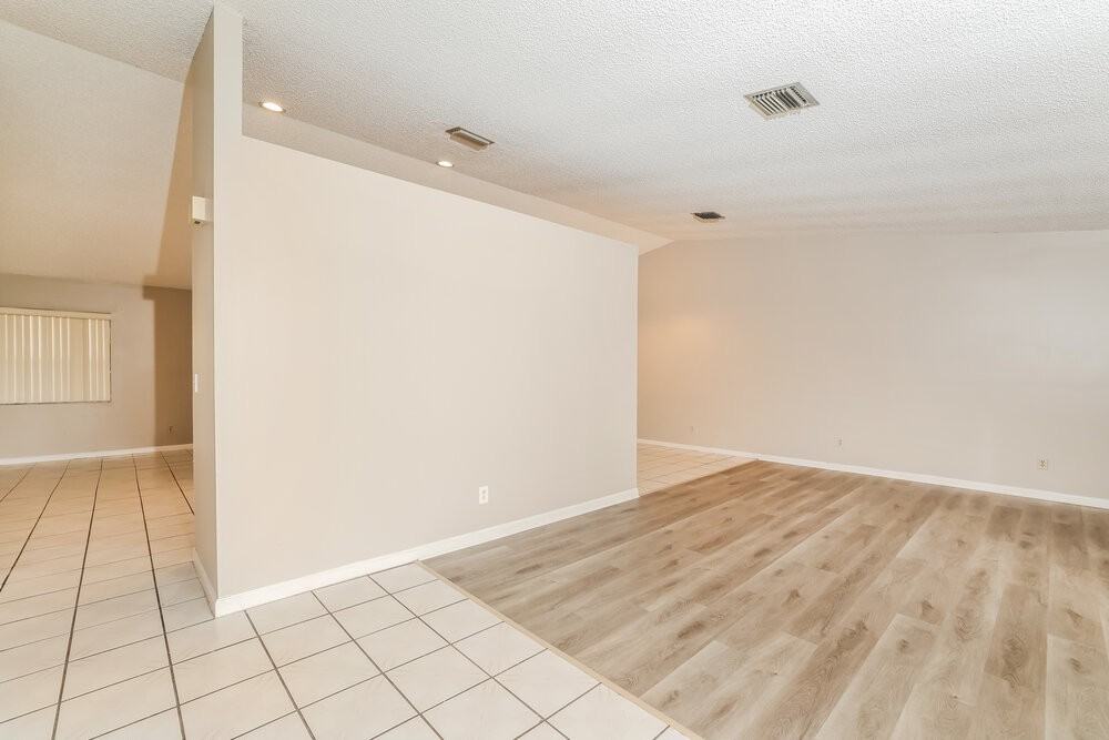276 Ponce De Leon St - Photo 4 of 16