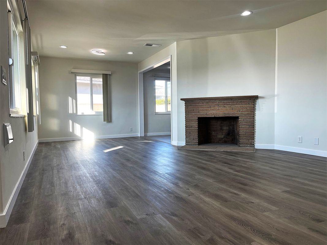 408 N Phillips Ave - Photo 3 of 25