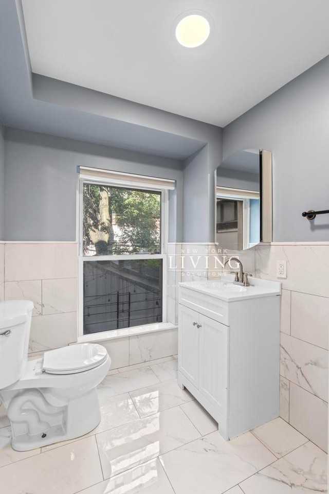 W 23rd St #0th1 - Photo 7 of 10