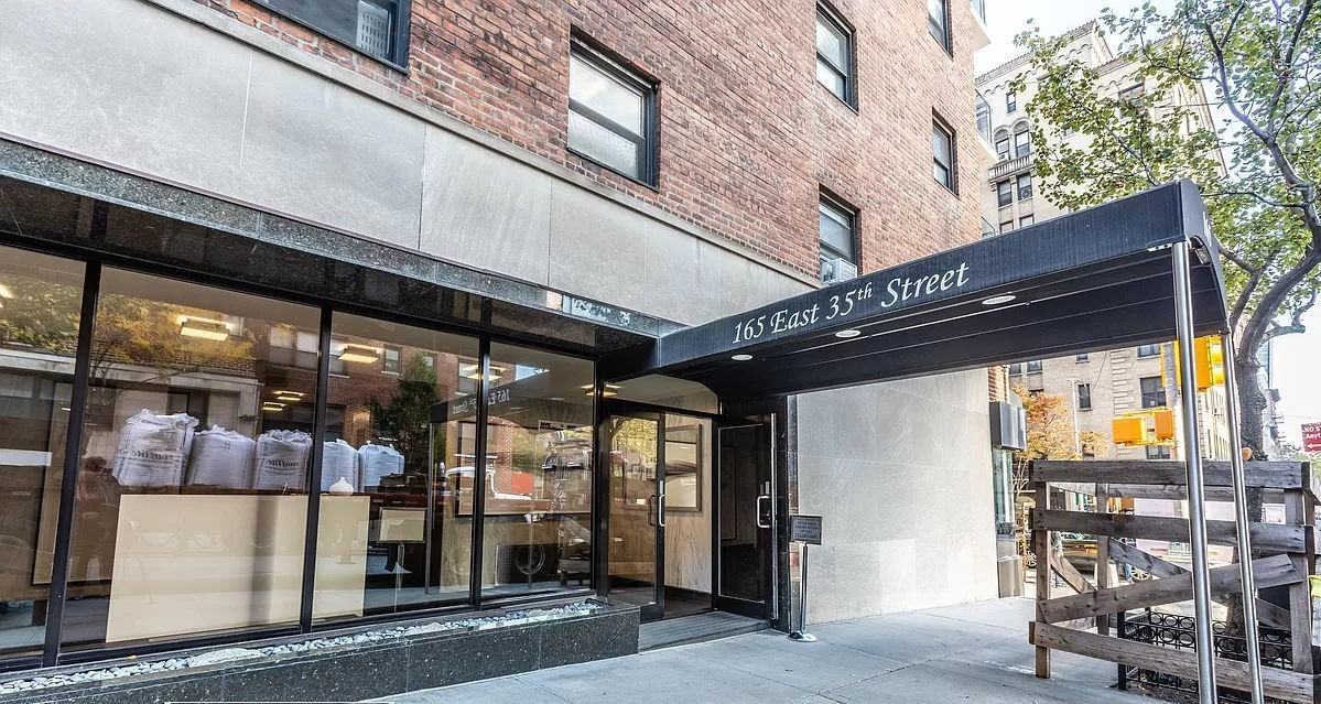 E 35th St #5I - Photo 6 of 8