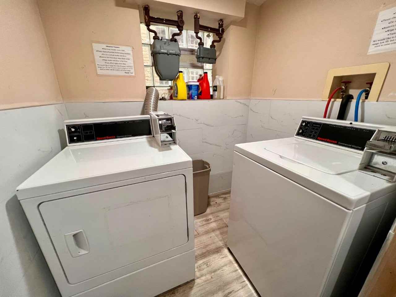 2449 N Maplewood Ave - Photo 3 of 3