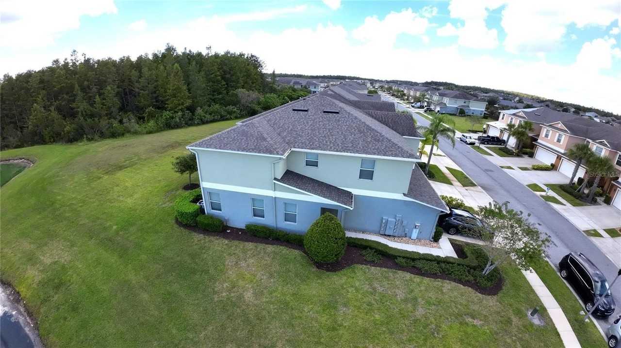 3245 Rodrick Cir - Photo 2 of 18