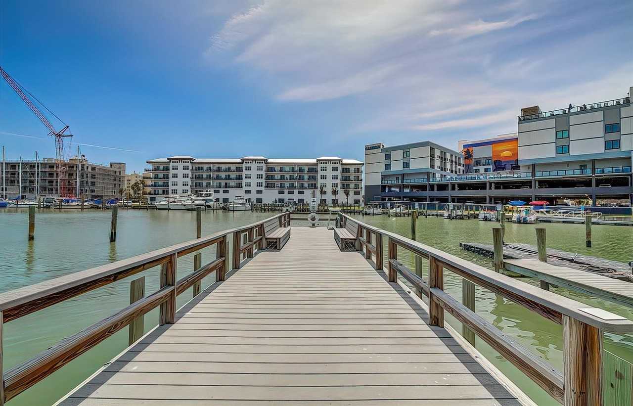 161 Medallion Blvd #E - Photo 2 of 19