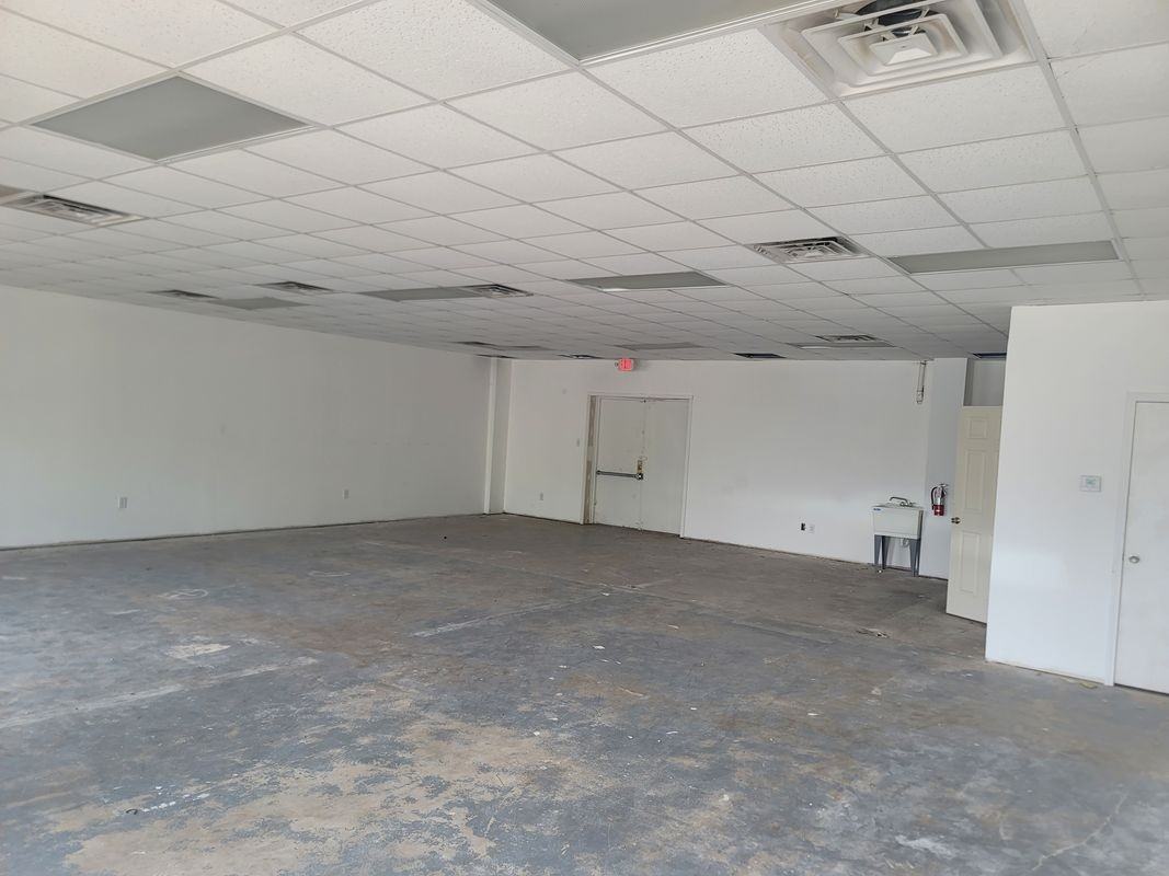 8700 Colonel Glenn Rd - Photo 5 of 6