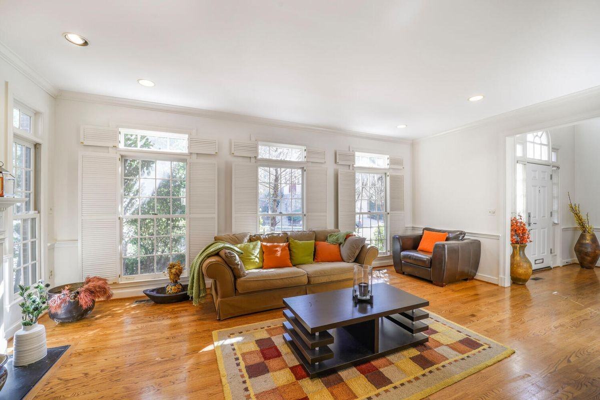 5119 Warren Pl Nw - Photo 3 of 3