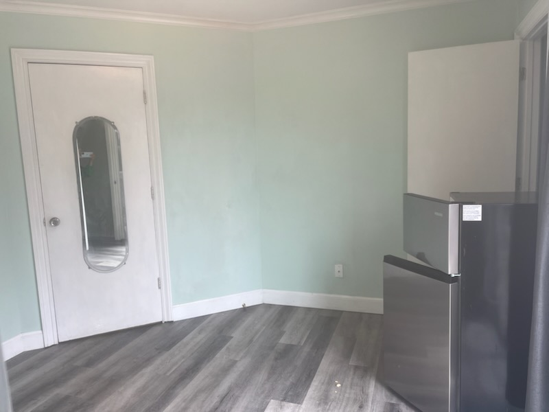 1221 Beacon Ave #1 - Photo 3 of 11