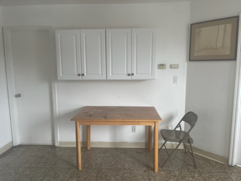 1221 Beacon Ave #1 - Photo 7 of 11