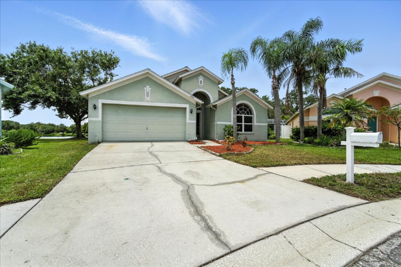 1725 Bondurant Way - Photo 3 of 50