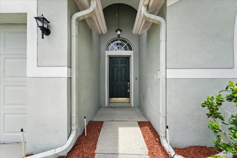 1725 Bondurant Way - Photo 5 of 50