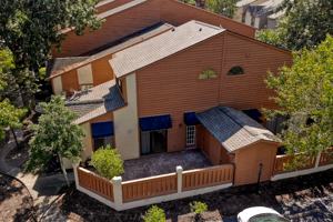 featured image of 617 13th Ave S #121