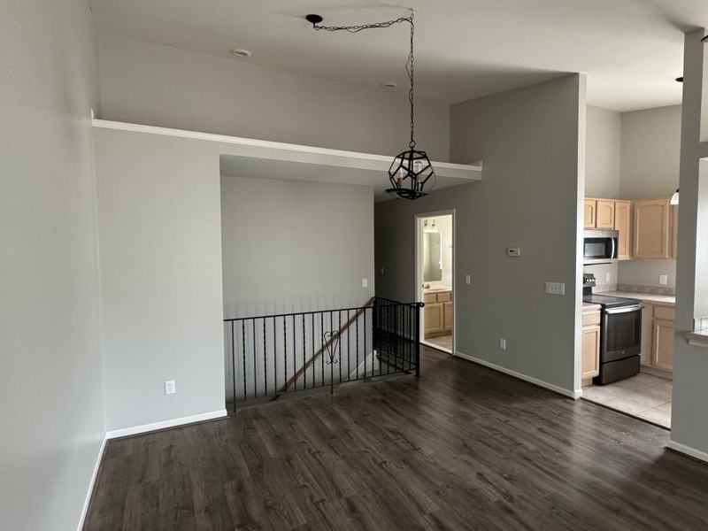 62181 Arlington Cir #6 - Photo 3 of 15