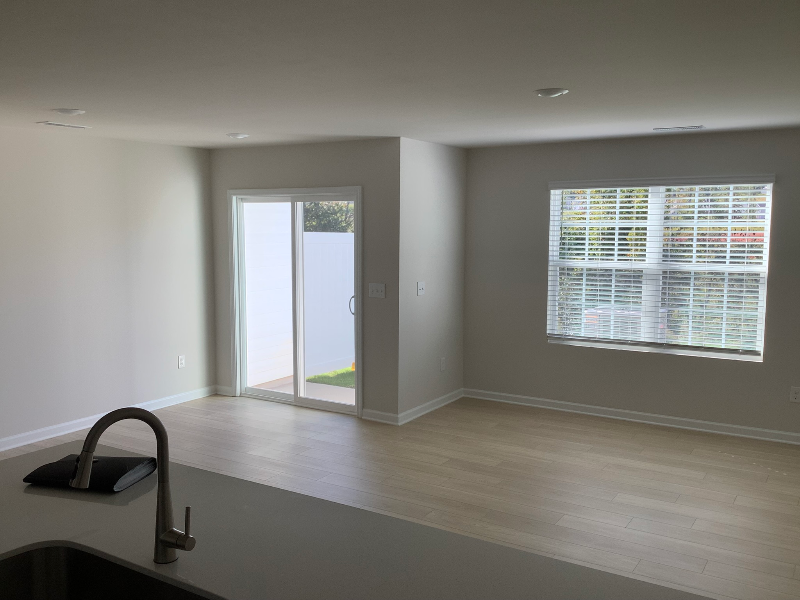 136 Plumtree Circle - Photo 6 of 20