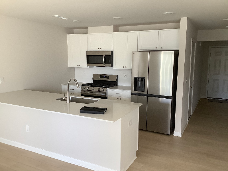 136 Plumtree Circle - Photo 7 of 20