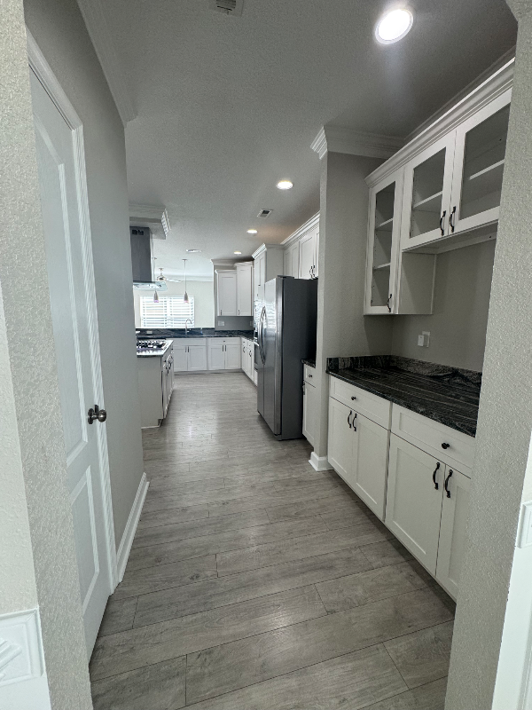 544 Shell Rd - Photo 5 of 17