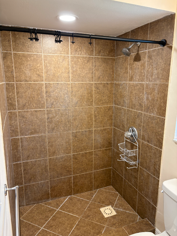 240 W Gardenia Dr - Photo 3 of 20