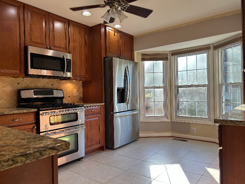 2101 Patty Ln - Photo 2 of 14